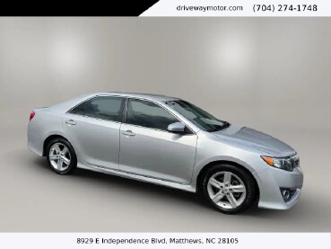 2014 Toyota Camry in Matthews, NC 28105