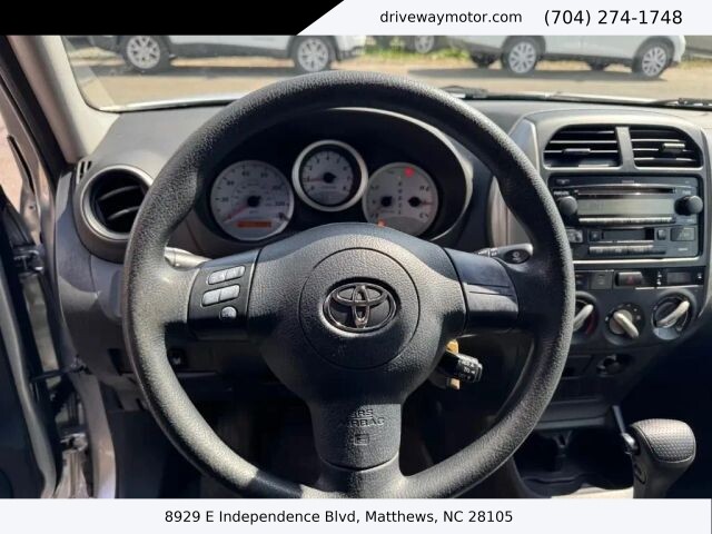 2005 Toyota RAV4 in Matthews, NC 28105 - 18120390 11