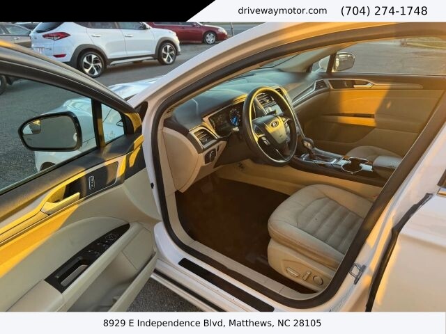 2014 Ford Fusion in Matthews, NC 28105 - 18120391 5