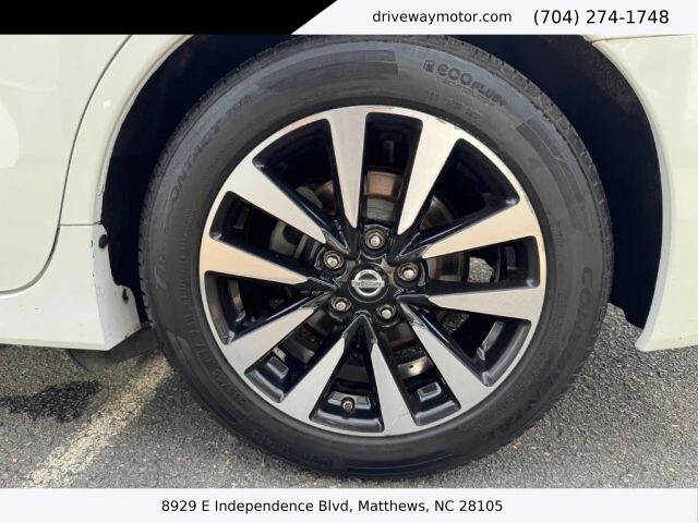 2018 Nissan Altima in Matthews, NC 28105 - 18120392 11