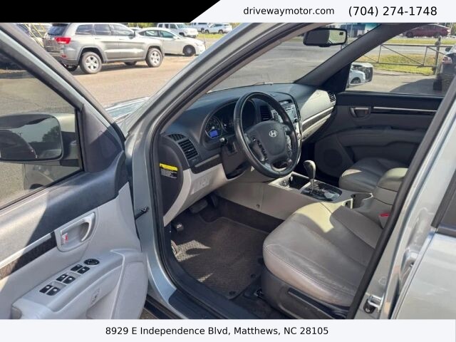 2009 Hyundai Santa Fe in Matthews, NC 28105 - 18120395 5