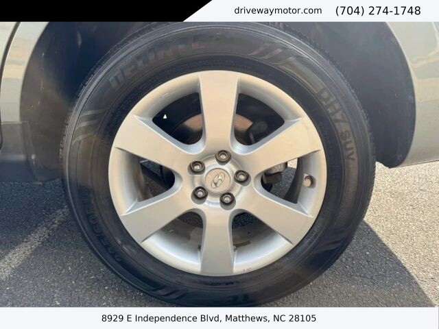 2009 Hyundai Santa Fe in Matthews, NC 28105 - 18120395 11