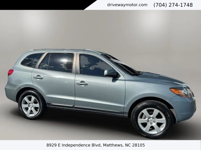 2009 Hyundai Santa Fe in Matthews, NC 28105 - 18120395