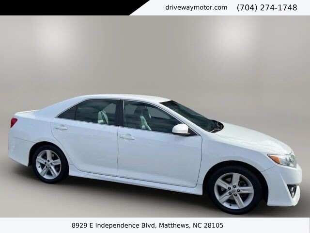 2013 Toyota Camry in Matthews, NC 28105 - 18120397