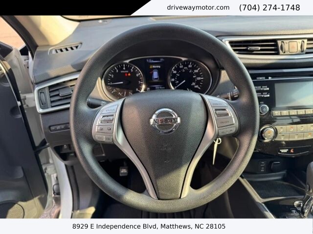 2016 Nissan Rogue in Matthews, NC 28105 - 18120402 11