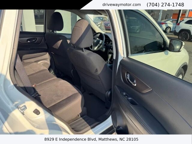 2016 Nissan Rogue in Matthews, NC 28105 - 18120402 7