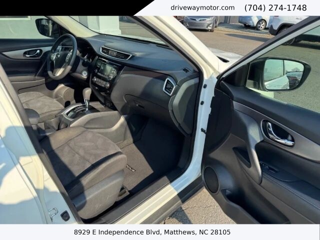 2016 Nissan Rogue in Matthews, NC 28105 - 18120402 8