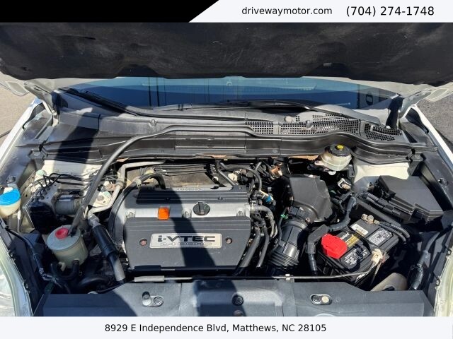 2009 Honda CR-V in Matthews, NC 28105 - 18120404 10
