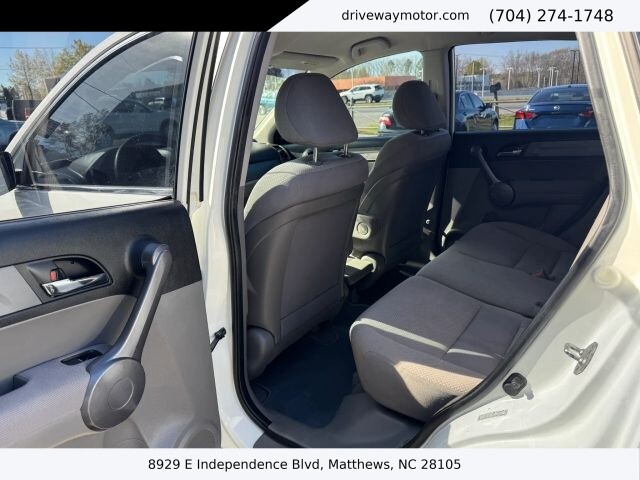 2009 Honda CR-V in Matthews, NC 28105 - 18120404 6