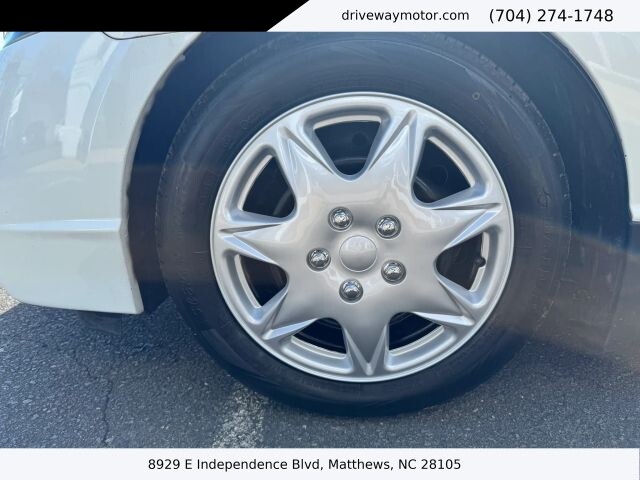2010 Honda Civic in Matthews, NC 28105 - 18120405 11