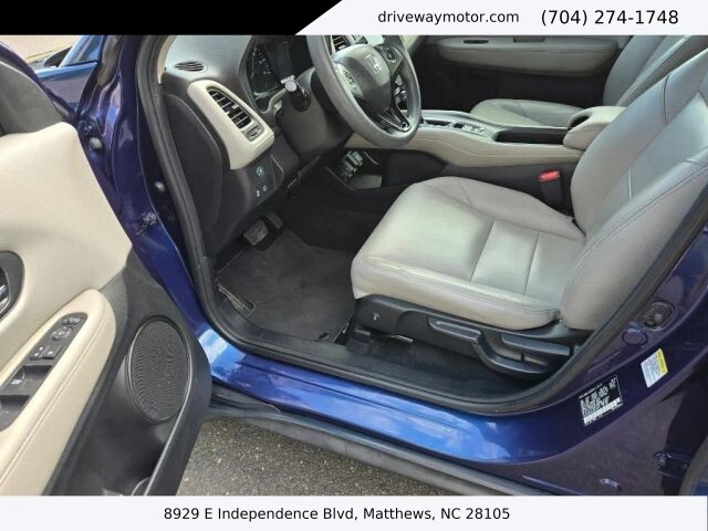 2016 Honda HR-V in Matthews, NC 28105 - 18120407 5