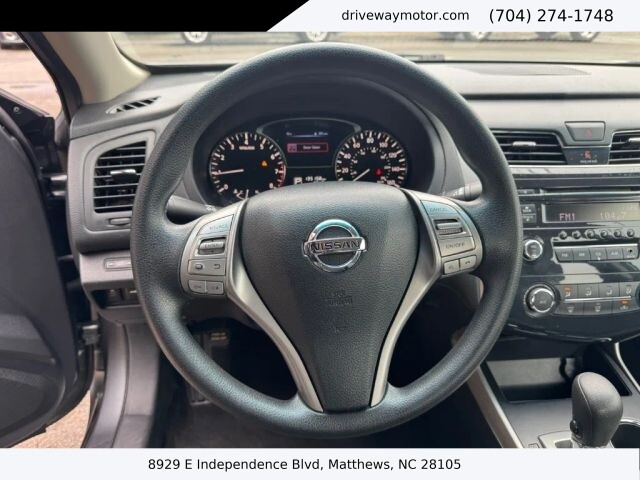 2015 Nissan Altima in Matthews, NC 28105 - 18120408 11