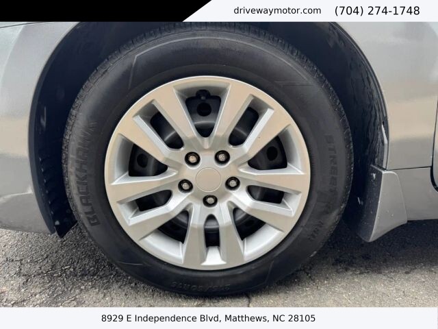 2015 Nissan Altima in Matthews, NC 28105 - 18120408 10