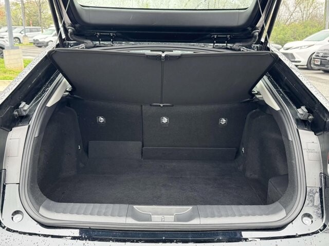 2025 Toyota Prius in Winchester, VA 22602 - 18120411 12