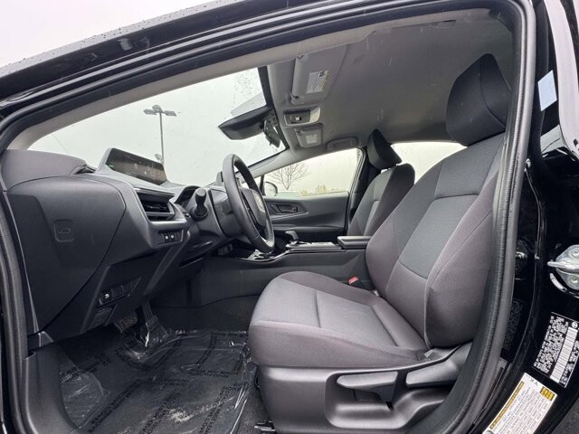 2025 Toyota Prius in Winchester, VA 22602 - 18120411 14