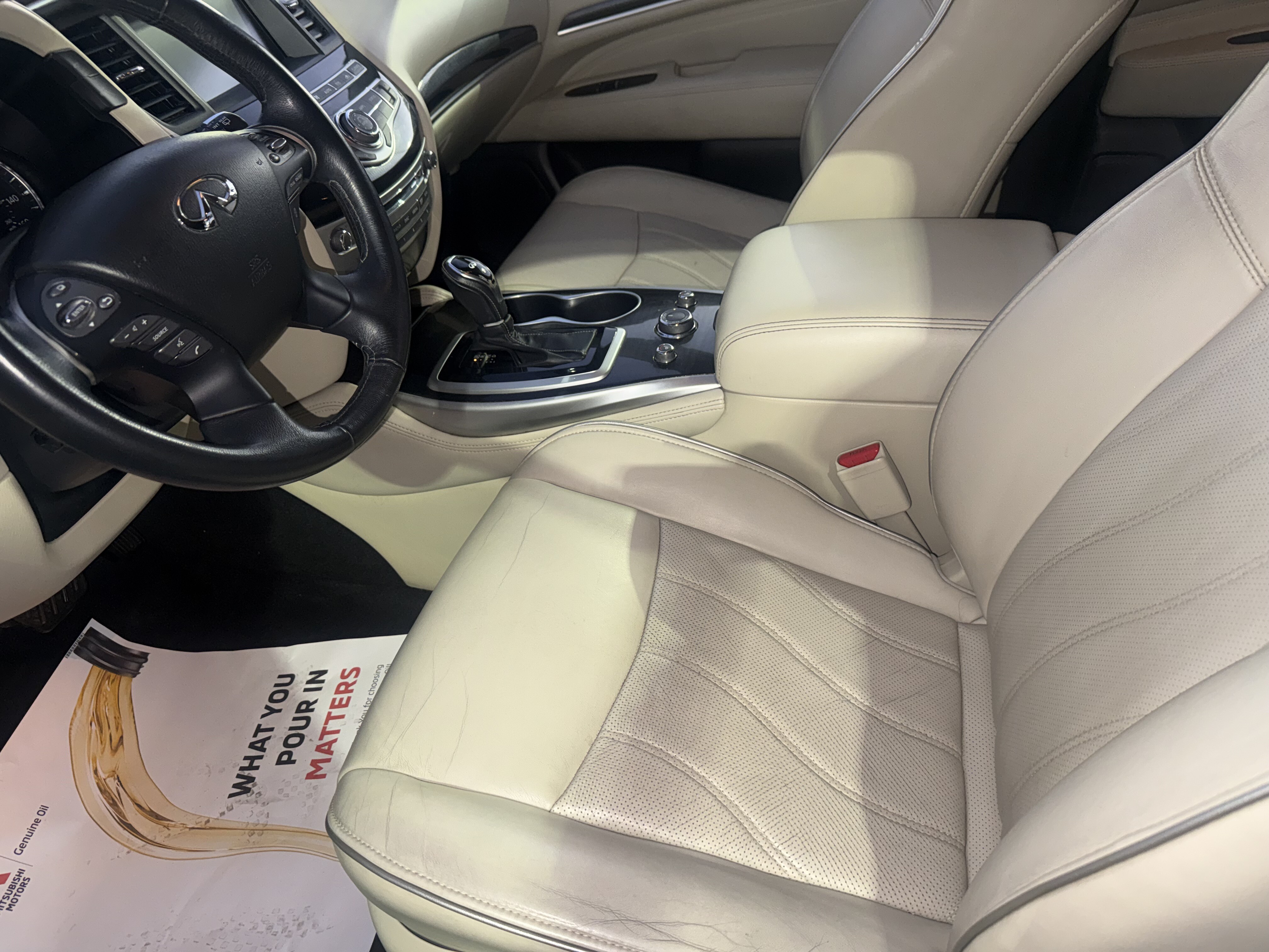 2017 INFINITI QX60 in Phoenix, AZ 85022 - 18120417 9