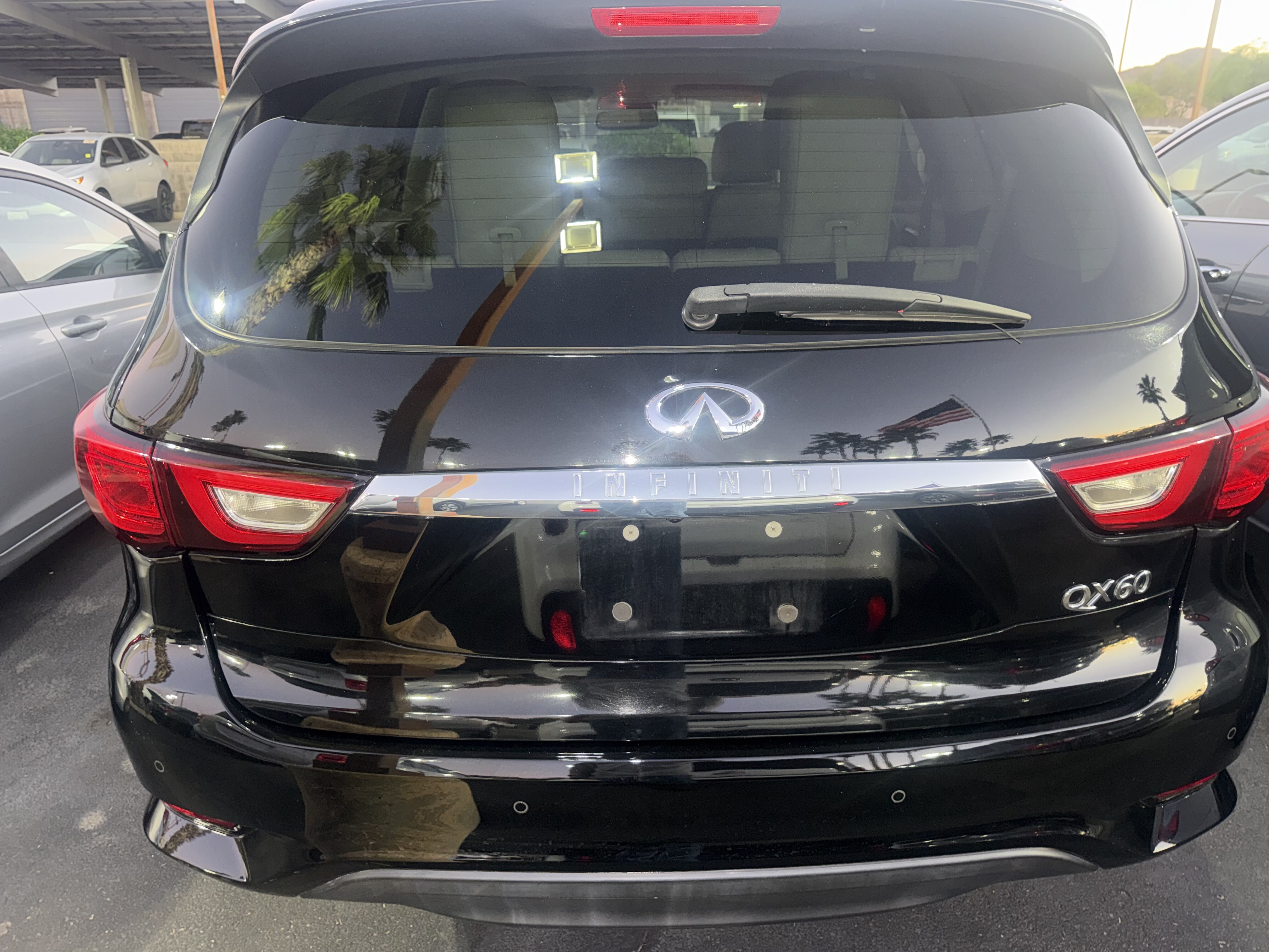 2017 INFINITI QX60 in Phoenix, AZ 85022 - 18120417 5