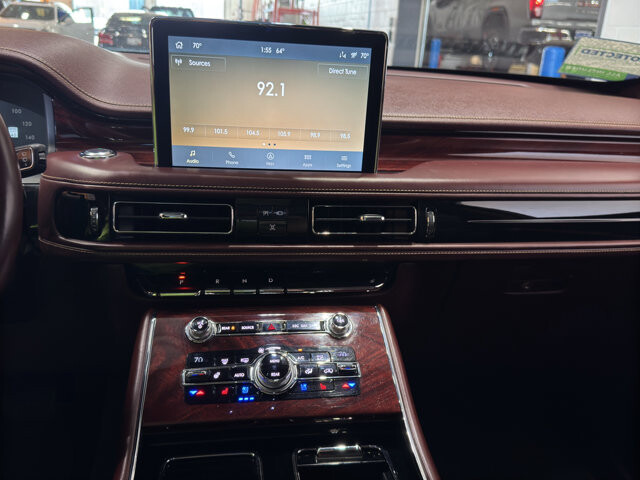 2020 Lincoln Aviator in Burlington, WI 53105 - 18120427 29