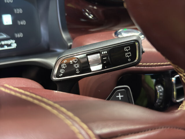 2020 Lincoln Aviator in Burlington, WI 53105 - 18120427 27