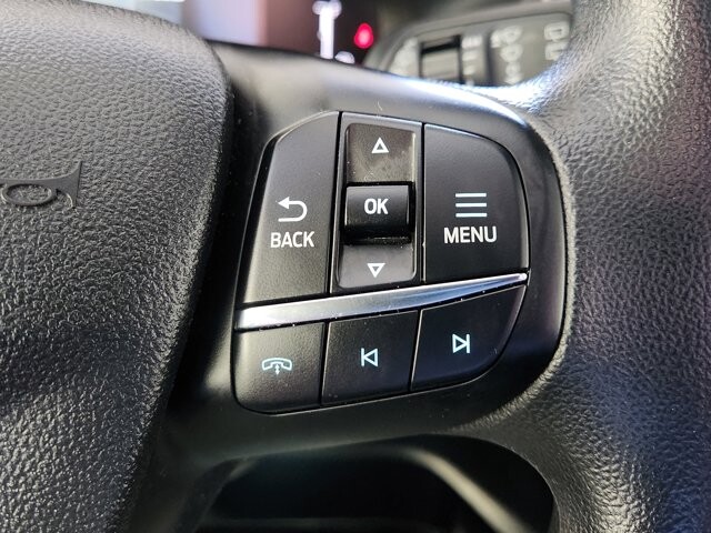 2025 Ford Escape in Cinnaminson, NJ 08077 - 18120429 17