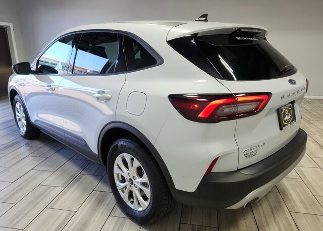 2025 Ford Escape in Cinnaminson, NJ 08077 - 18120429 3