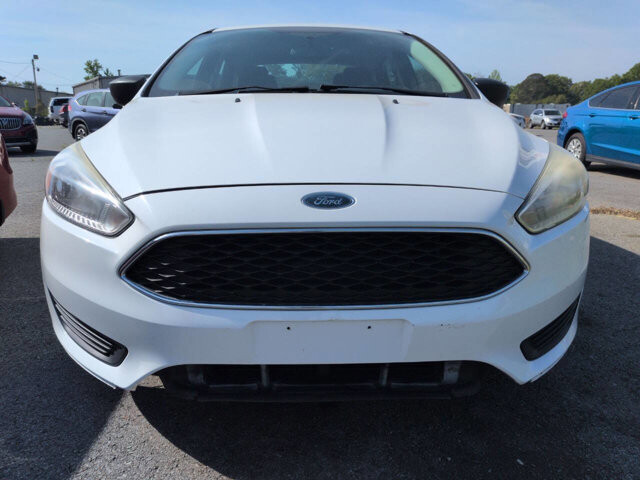 2016 Ford Focus in North Little Rock, AR 72117-1620 - 18120432 2