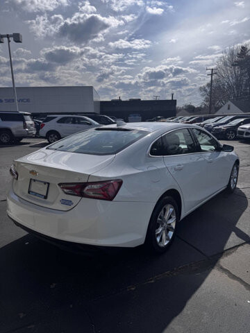 2020 Chevrolet Malibu in Eastpointe, MI 48021 - 18120440 5