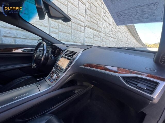 2017 Lincoln MKZ in Decatur, GA 30032 - 18120444 22