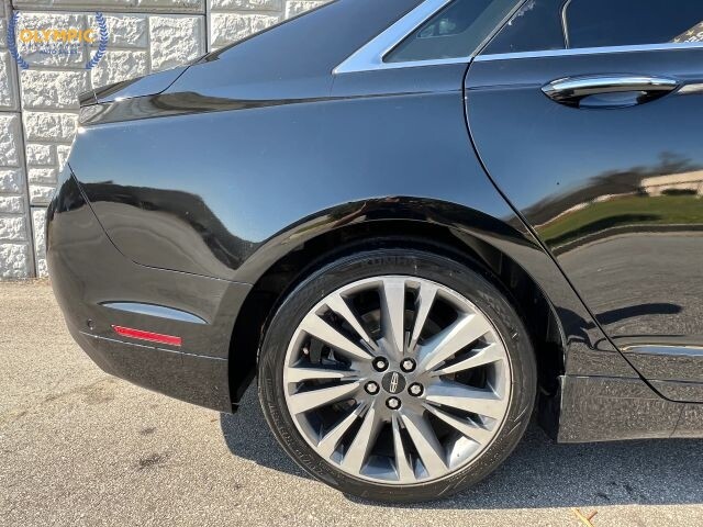 2017 Lincoln MKZ in Decatur, GA 30032 - 18120444 12