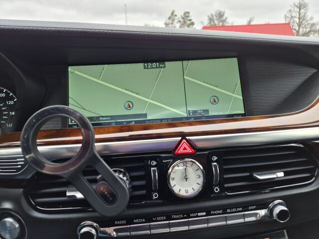 2017 Genesis G90 in Wadena, MN 56482 - 18120446 42