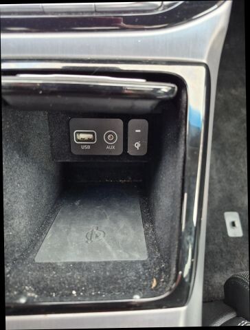 2017 Genesis G90 in Wadena, MN 56482 - 18120446 38