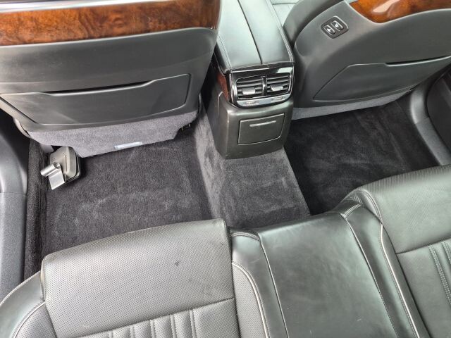 2017 Genesis G90 in Wadena, MN 56482 - 18120446 29