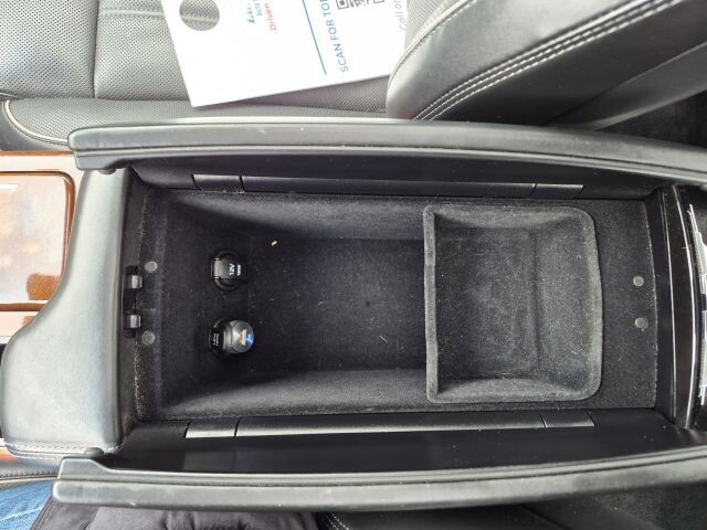 2017 Genesis G90 in Wadena, MN 56482 - 18120446 27