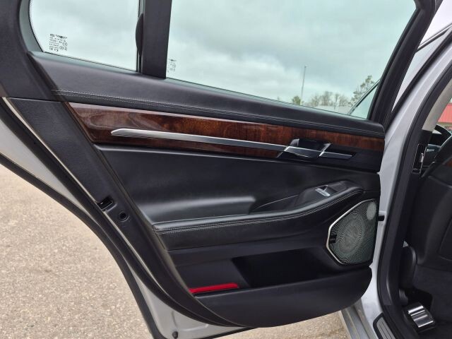 2017 Genesis G90 in Wadena, MN 56482 - 18120446 22