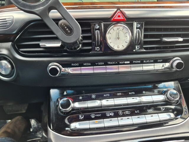 2017 Genesis G90 in Wadena, MN 56482 - 18120446 43