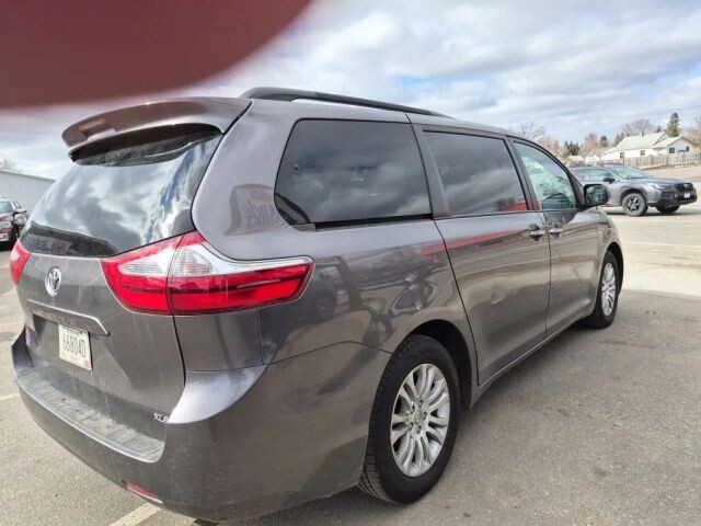 2017 Toyota Sienna in Wadena, MN 56482 - 18120448 37