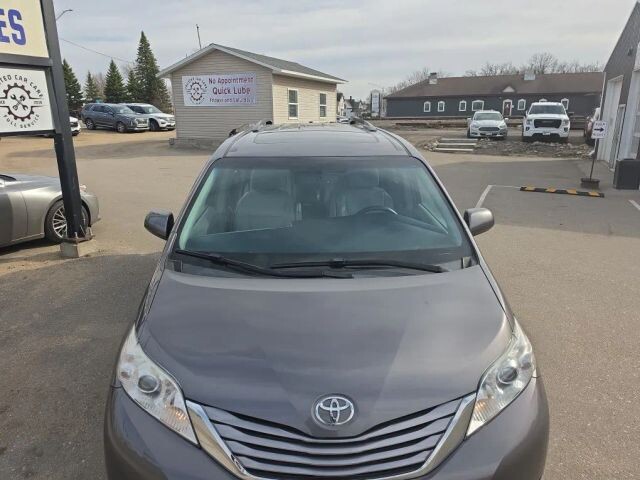 2017 Toyota Sienna in Wadena, MN 56482 - 18120448 48