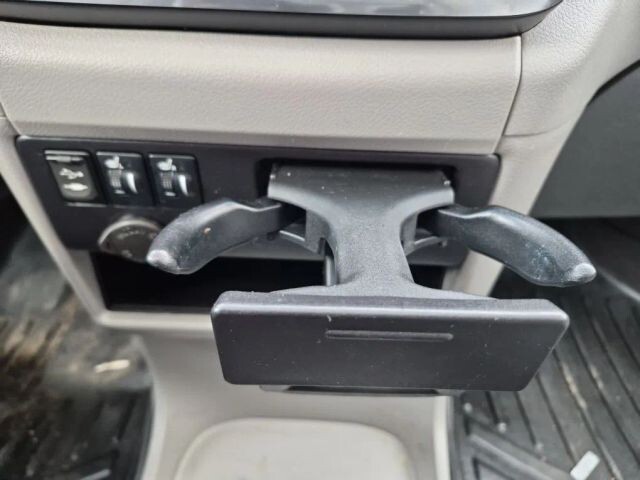 2017 Toyota Sienna in Wadena, MN 56482 - 18120448 34