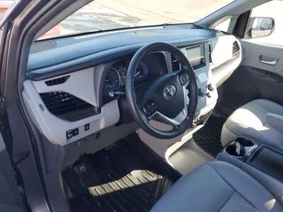 2017 Toyota Sienna in Wadena, MN 56482 - 18120448 10