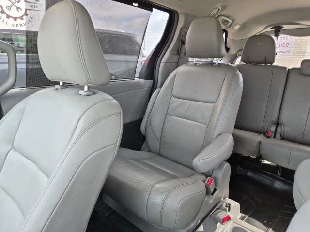 2017 Toyota Sienna in Wadena, MN 56482 - 18120448 18