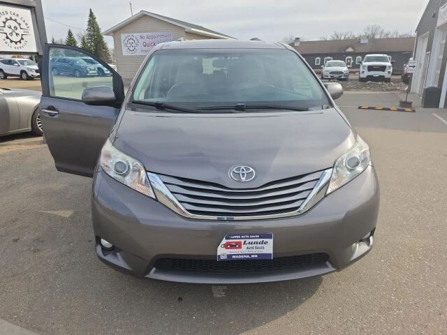 2017 Toyota Sienna in Wadena, MN 56482 - 18120448 46
