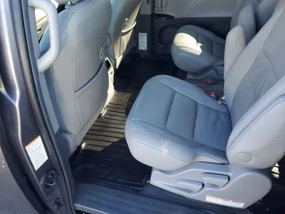 2017 Toyota Sienna in Wadena, MN 56482 - 18120448 13