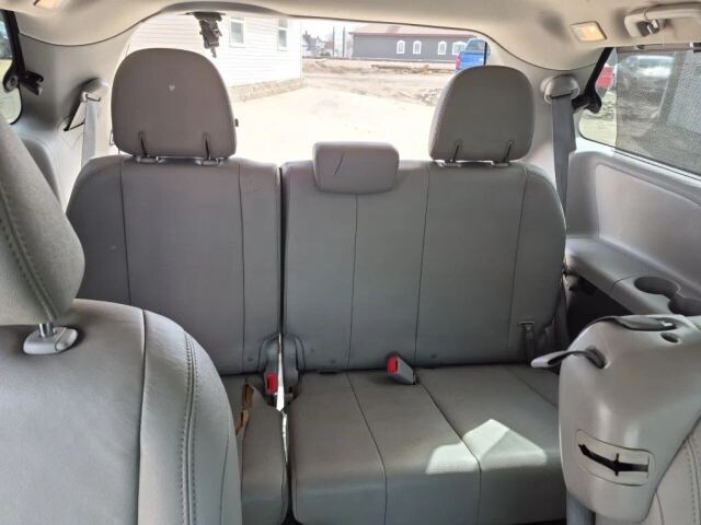 2017 Toyota Sienna in Wadena, MN 56482 - 18120448 40
