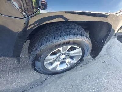 2018 Chevrolet Colorado in Wadena, MN 56482 - 18120450 5