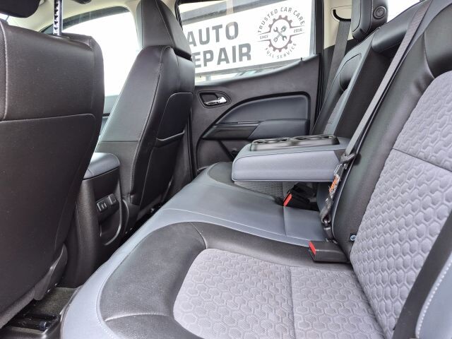 2018 Chevrolet Colorado in Wadena, MN 56482 - 18120450 24