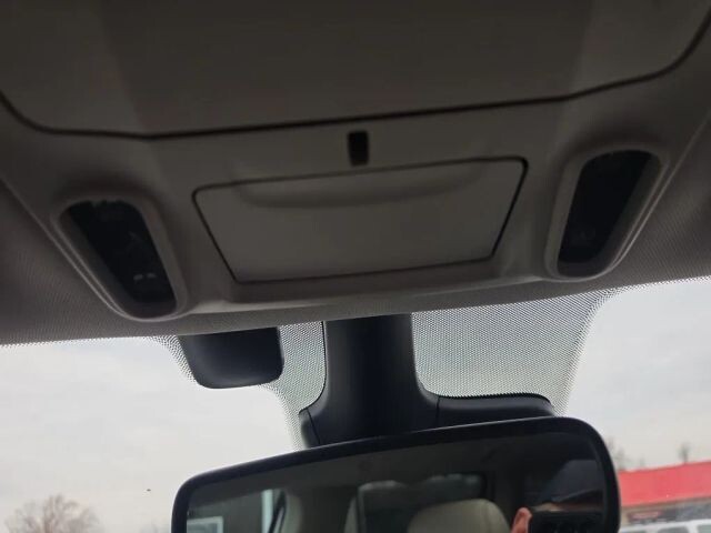 2018 Chrysler Pacifica in Wadena, MN 56482 - 18120453 32