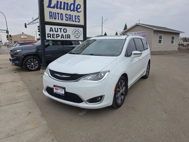 2018 Chrysler Pacifica in Wadena, MN 56482 - 18120453 51