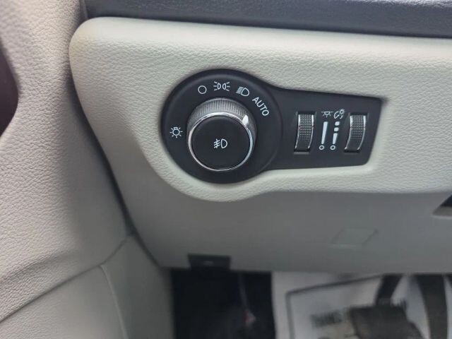 2018 Chrysler Pacifica in Wadena, MN 56482 - 18120453 37