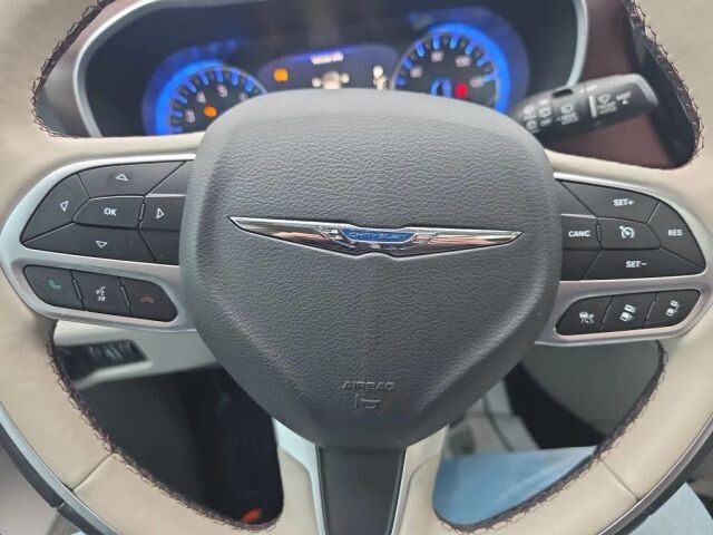 2018 Chrysler Pacifica in Wadena, MN 56482 - 18120453 18