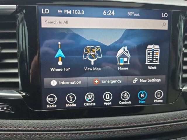 2018 Chrysler Pacifica in Wadena, MN 56482 - 18120453 29